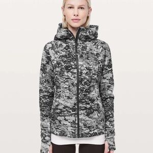 LULULEMON  RARE Scuba Hoodie